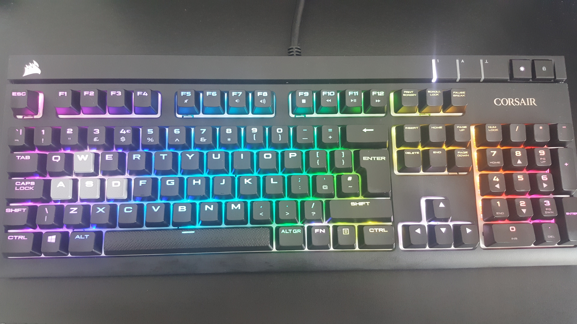 Thoughts Corsair STRAFE RGB Mechanical Keyboard with Cherry MX Switches | GamingOnLinux